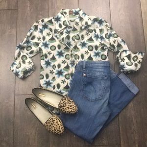 Kuhlman gorgeous quality floral button up S